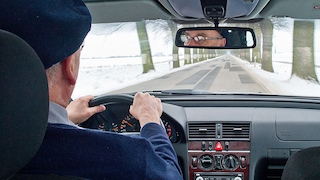 Seniorenzuschlag bei Kfz-Versicherungen