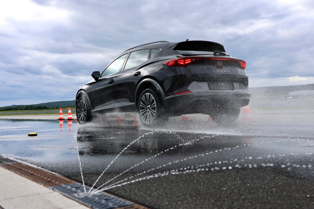 Winterreifen-Test 2018: 245/45 R 18