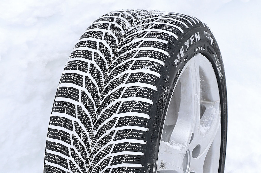 Winterreifen-Test: 245/45 R 18