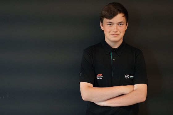 Auch virtuell dominiert Mercedes