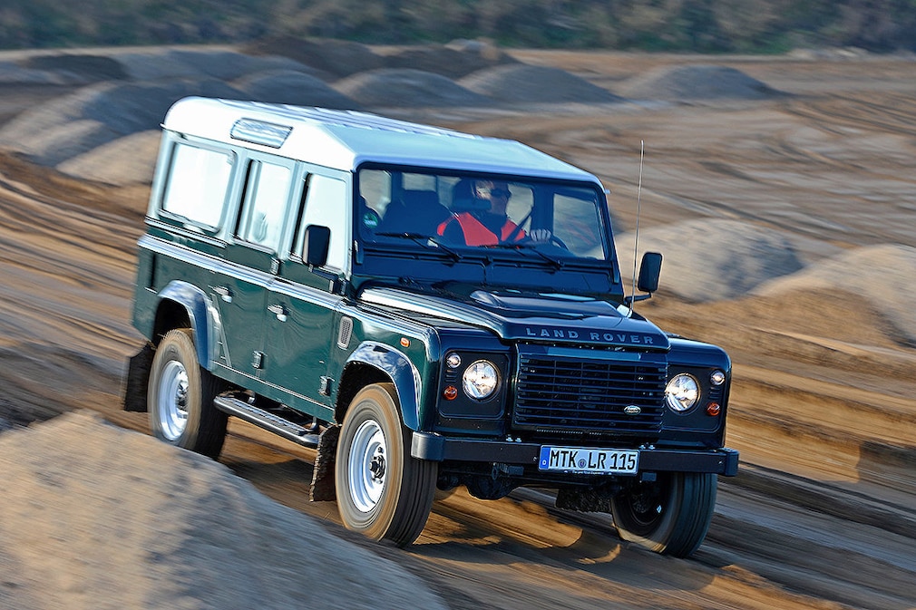 Erlkönig Land Rover Defender