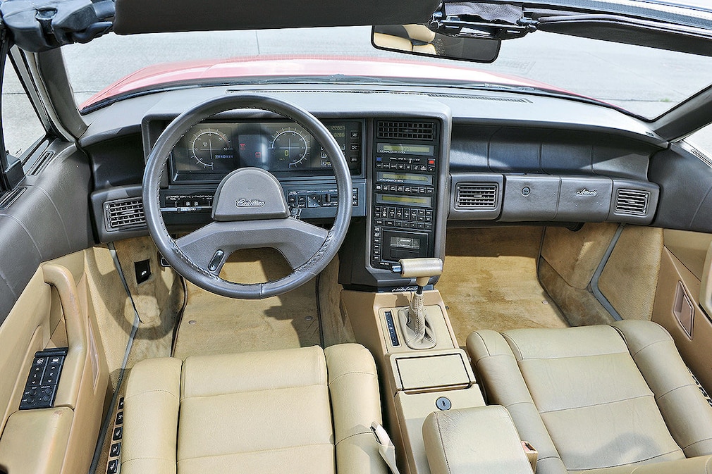historische Digital-Cockpits