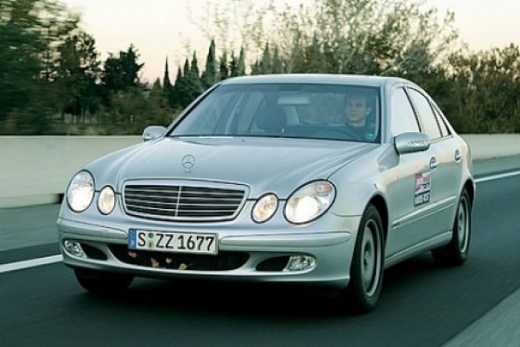 Härtetest Mercedes-Benz E 220 CDI (W211)