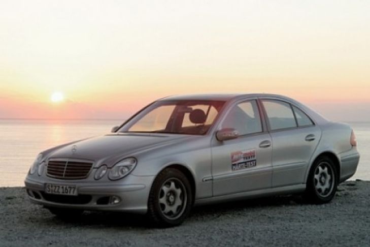 Härtetest Mercedes-Benz E 220 CDI (W211)