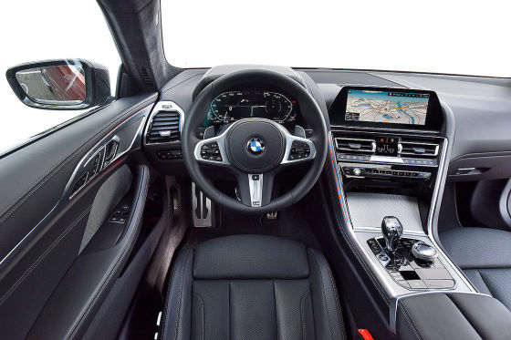 BMW M850i
