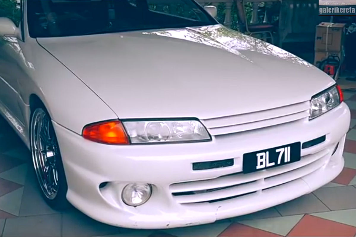 Nissan Skyline R32 HKS Zero-R