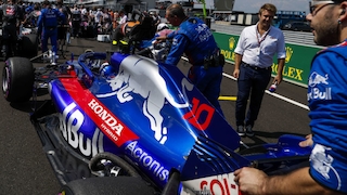 F1