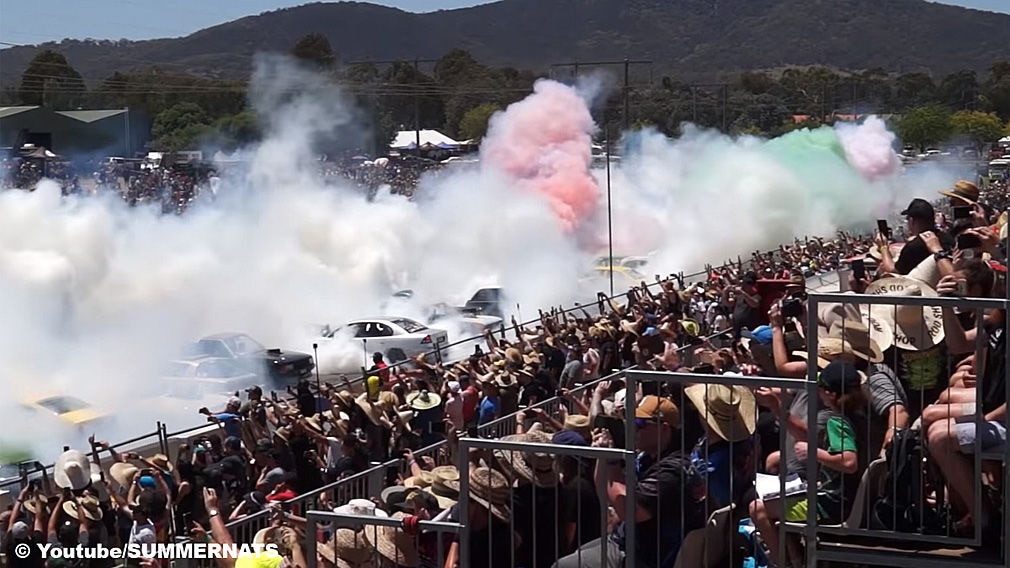 Burnout-Weltrekord in Australien: 126 Autos