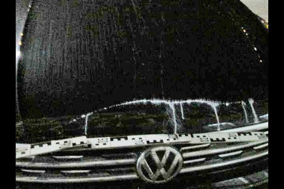 Rätsel um Klebstoff-Attacken auf VW-Autos