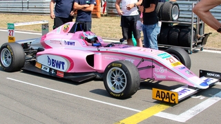 Formel 4: Beinah-Mega-Crash