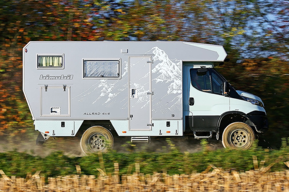 Vier Allradler im Wohnmobil-Test