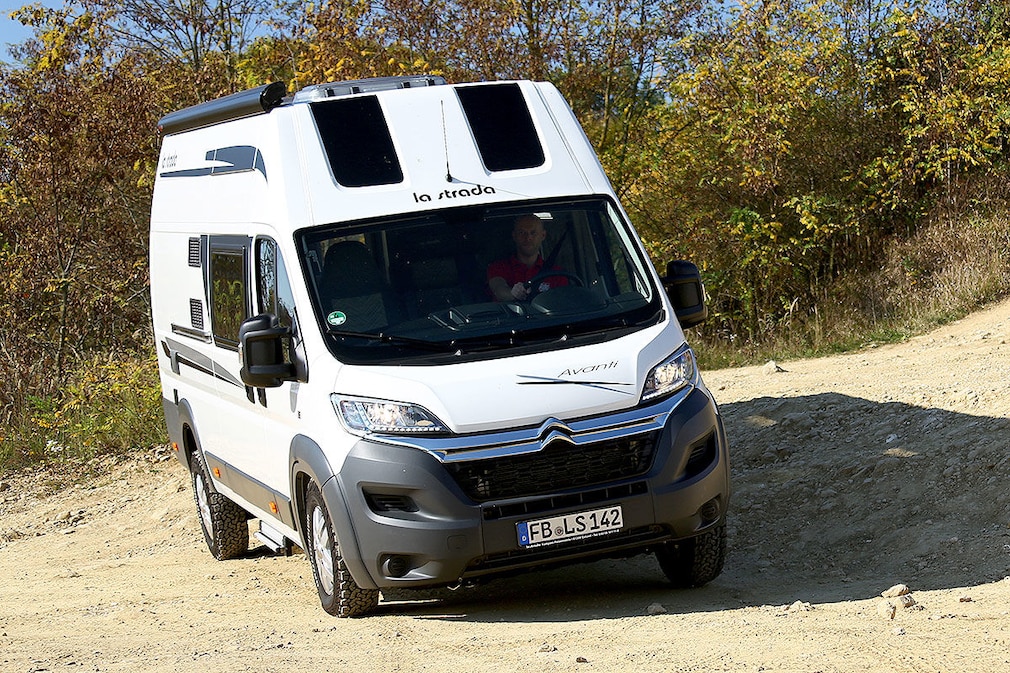 Vier Allradler im Wohnmobil-Test