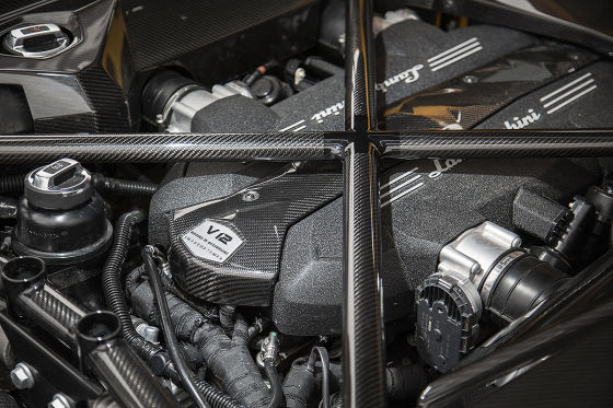 Die Rettung des V12