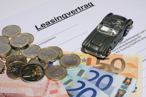 Privatleasing: Symbolbild - Leasingvertrag