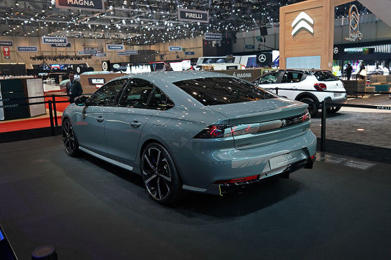 508 wird zum Hybrid-Sportler