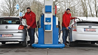 VW Polo BlueMotion, Toyota Prius Hybrid