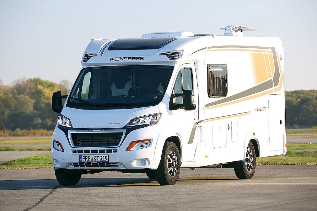 Günstige Teilintegrierte im Wohnmobil-Test