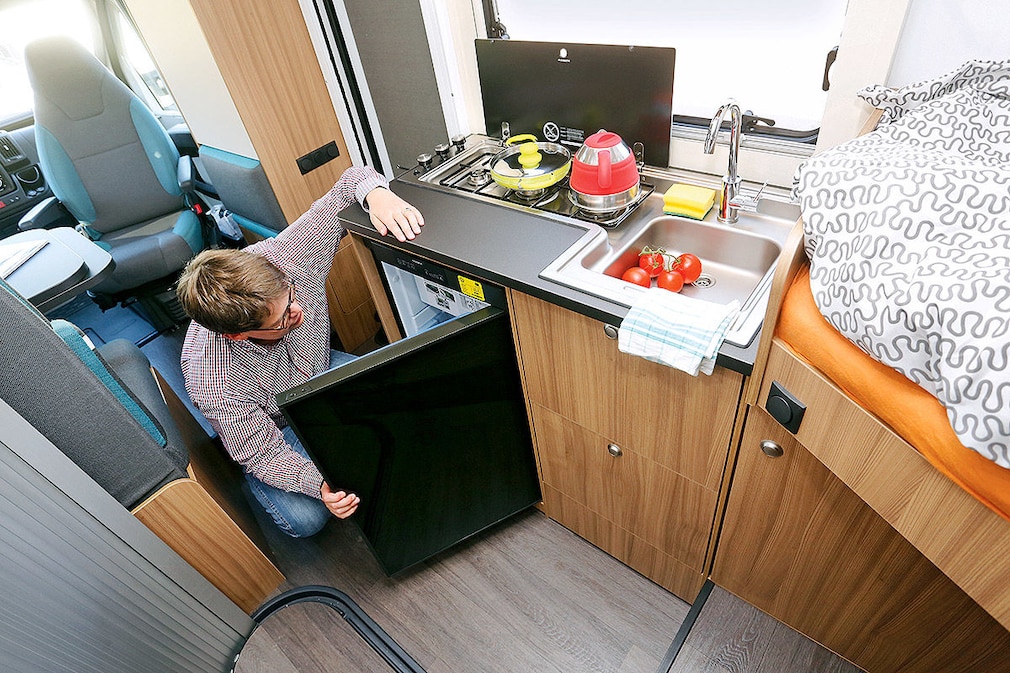 Günstige Teilintegrierte im Wohnmobil-Test