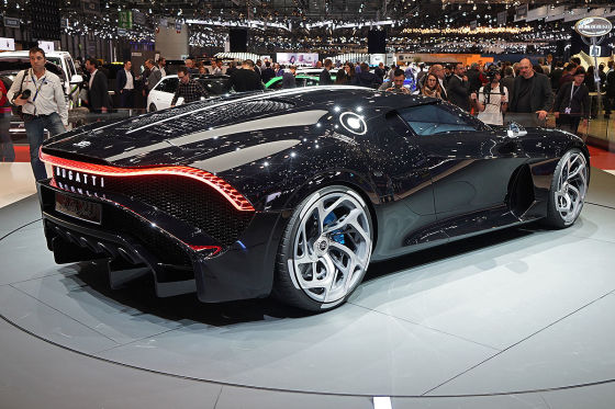 Dieses schwarze Auto kostet 13 Millionen Euro