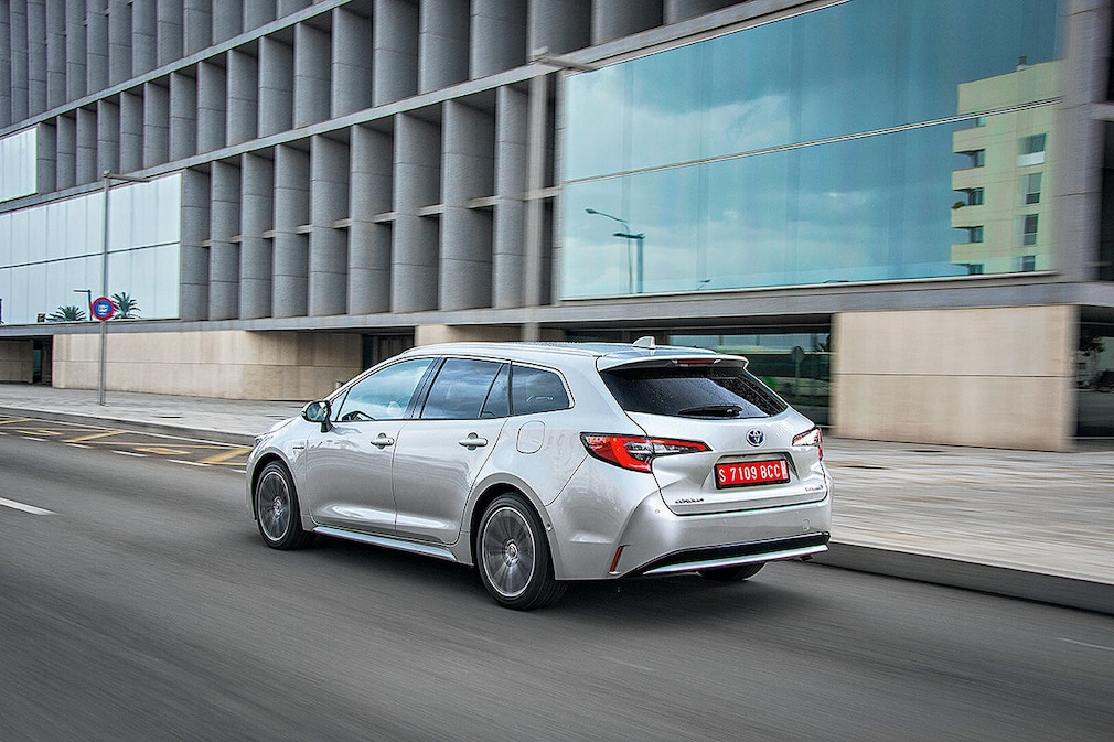 Toyota Corolla Touring Sports