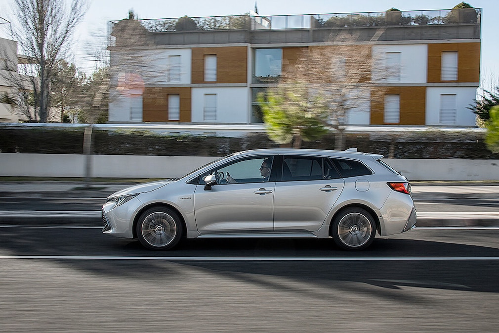 Toyota Corolla Touring Sports