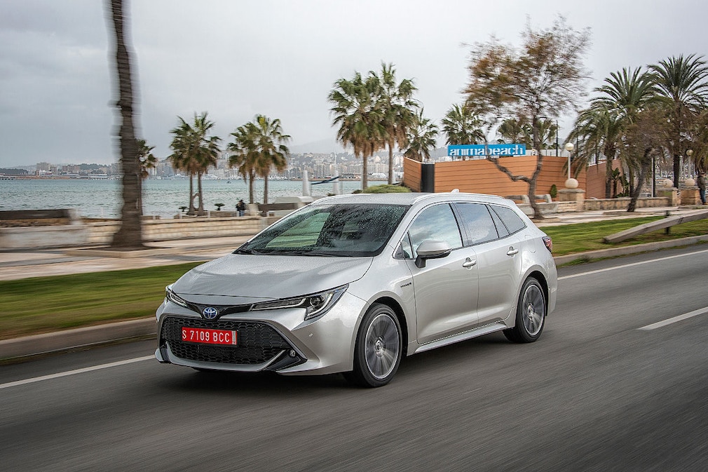 Toyota Corolla Touring Sports