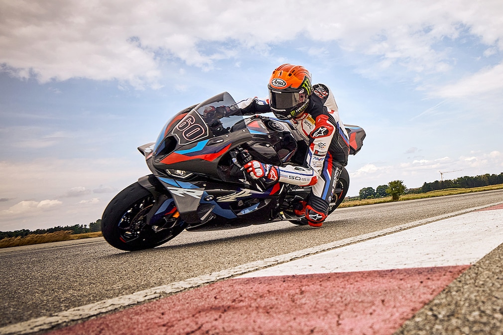 BMW M 1000 RR