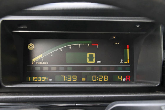 Golf 2 GTI mit Digital-Cockpit zum Verkauf