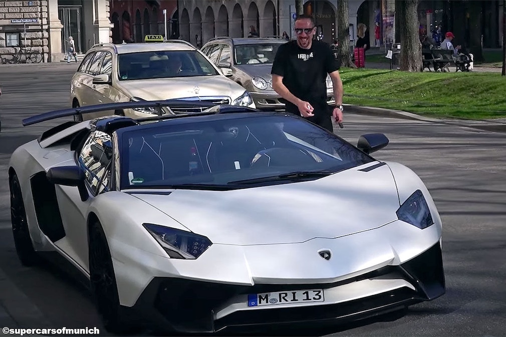 Fußball-Stars: Die Autos der Fußballer