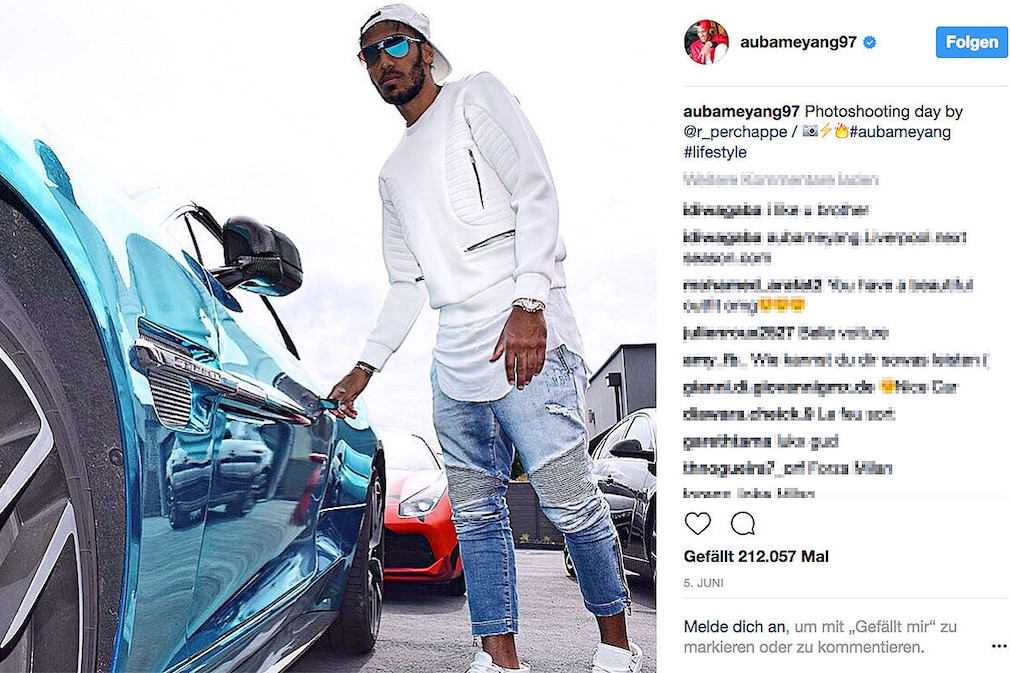 Fußballstars: Die Autos der Fußballer