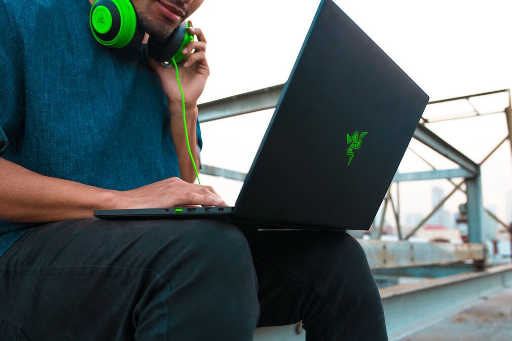 Blade 15 Basis-Modell Notebook von Razer