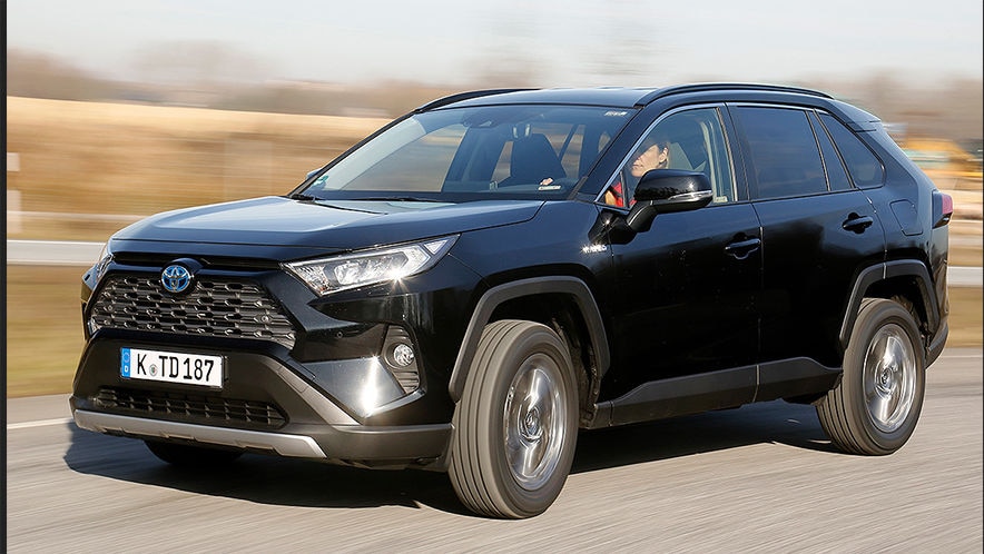 Zwei Leser testen den Toyota RAV4