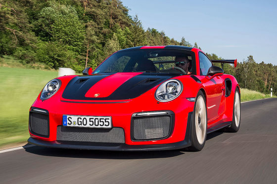 Vier Porsche GT2 RS im Meer versunken