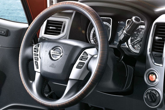 Nissan Titan