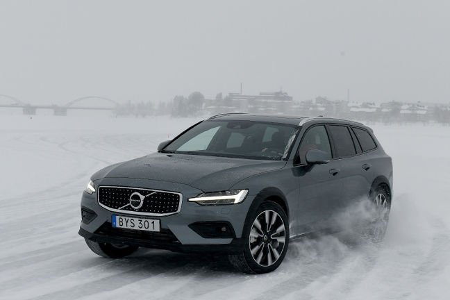 Volvo V60 Cross Country 2019 Vorstellung Autobild De