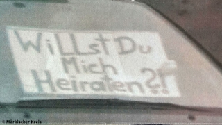 Kurioses Blitzer-Foto: Heiratsantrag per Knöllchen