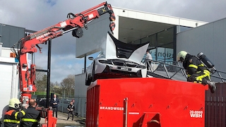 BMW i8: kuriose Löschaktion