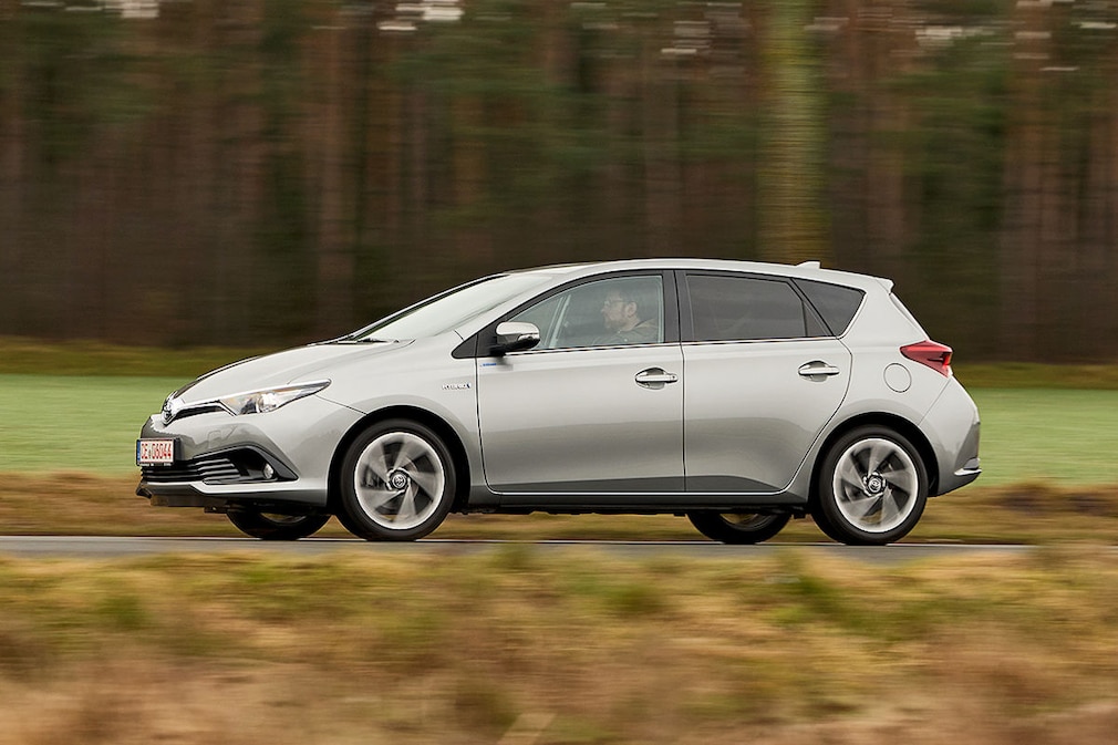 Toyota Auris 1.8 VVT-i Hybrid