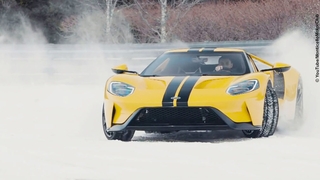 Ford GT: Teenie driftet über Rennstrecke