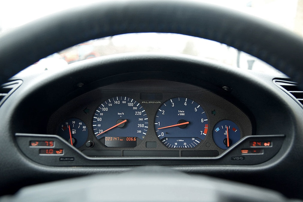 BMW Alpina B3 3.0 E36