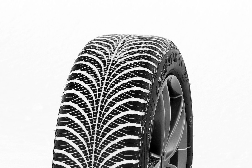 Goodyear Vector 4Seasons SUV Gen-2