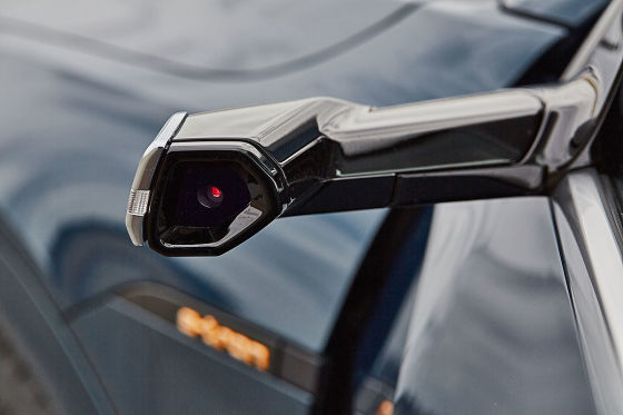 Sid vergleicht Audi e-tron mit Kampfstern Galactica