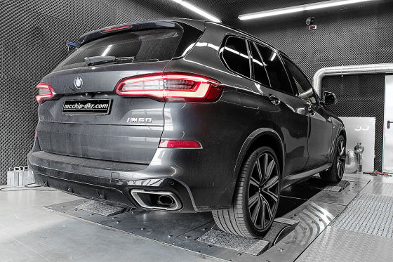 BMW X5 M50d: Extra-Power für die Turbos