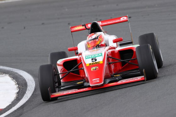 Spannender Motorsport in Oschersleben