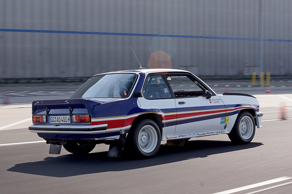 Opel Ascona B 400