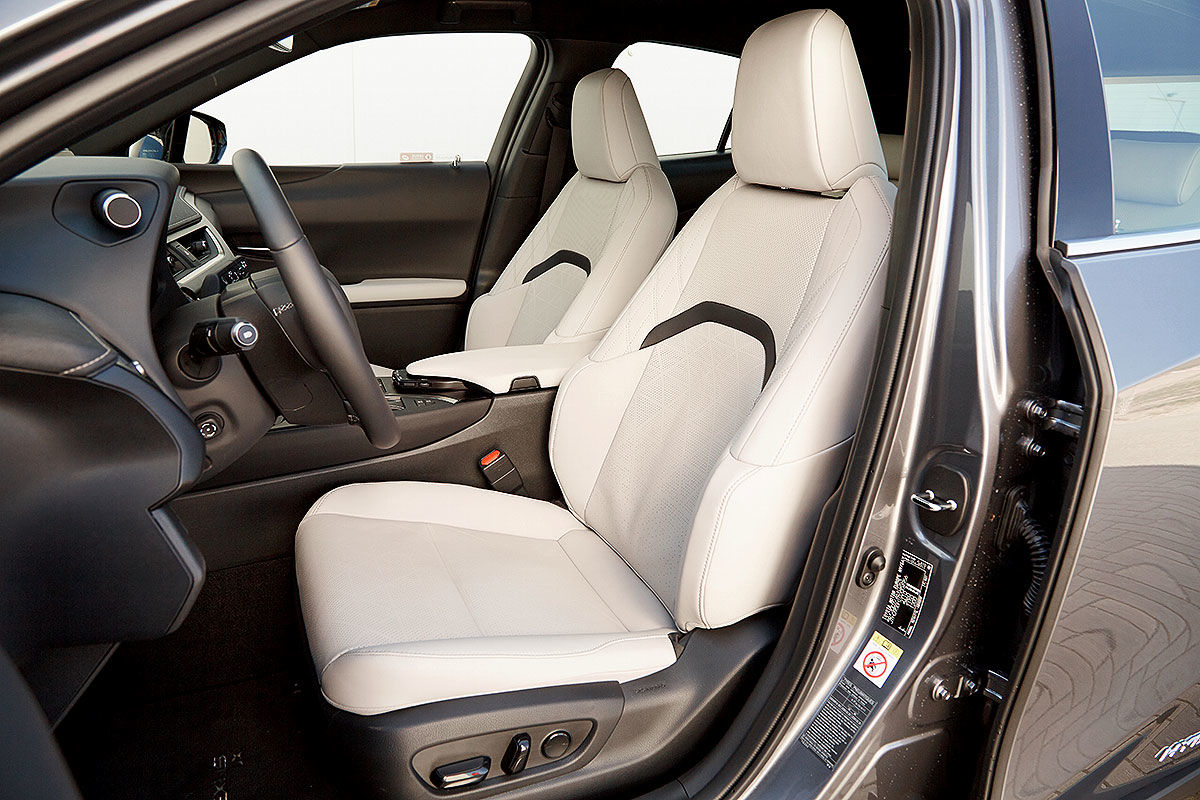 Lexus UX 250h