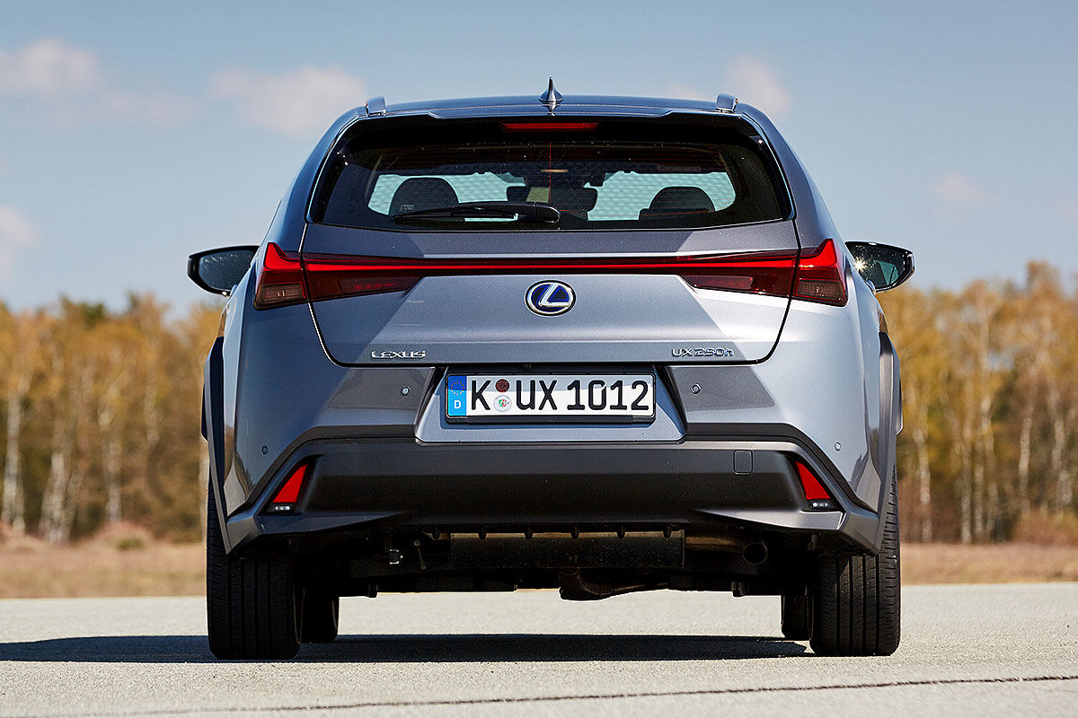 Lexus Ux 250h Im Test Bilder Autobild De