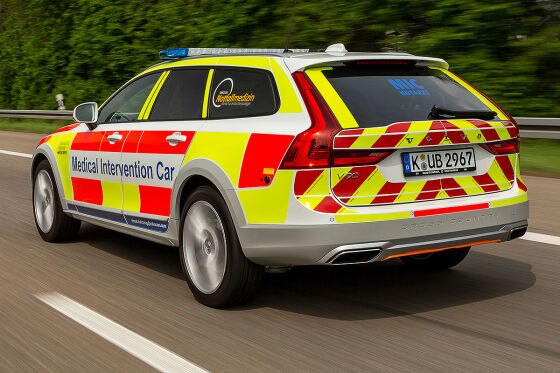 Volvo V90 Cross Country: MIC