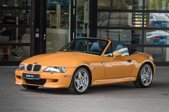 Riesiger Motor, kleines Auto
