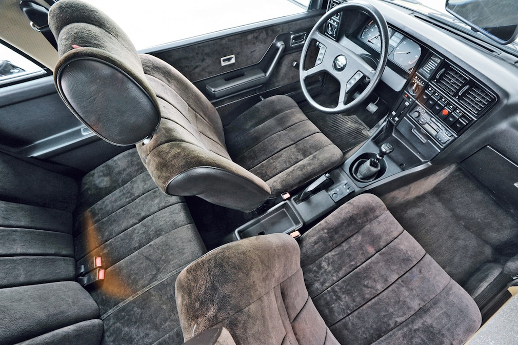 Opel Monza 2.0 E